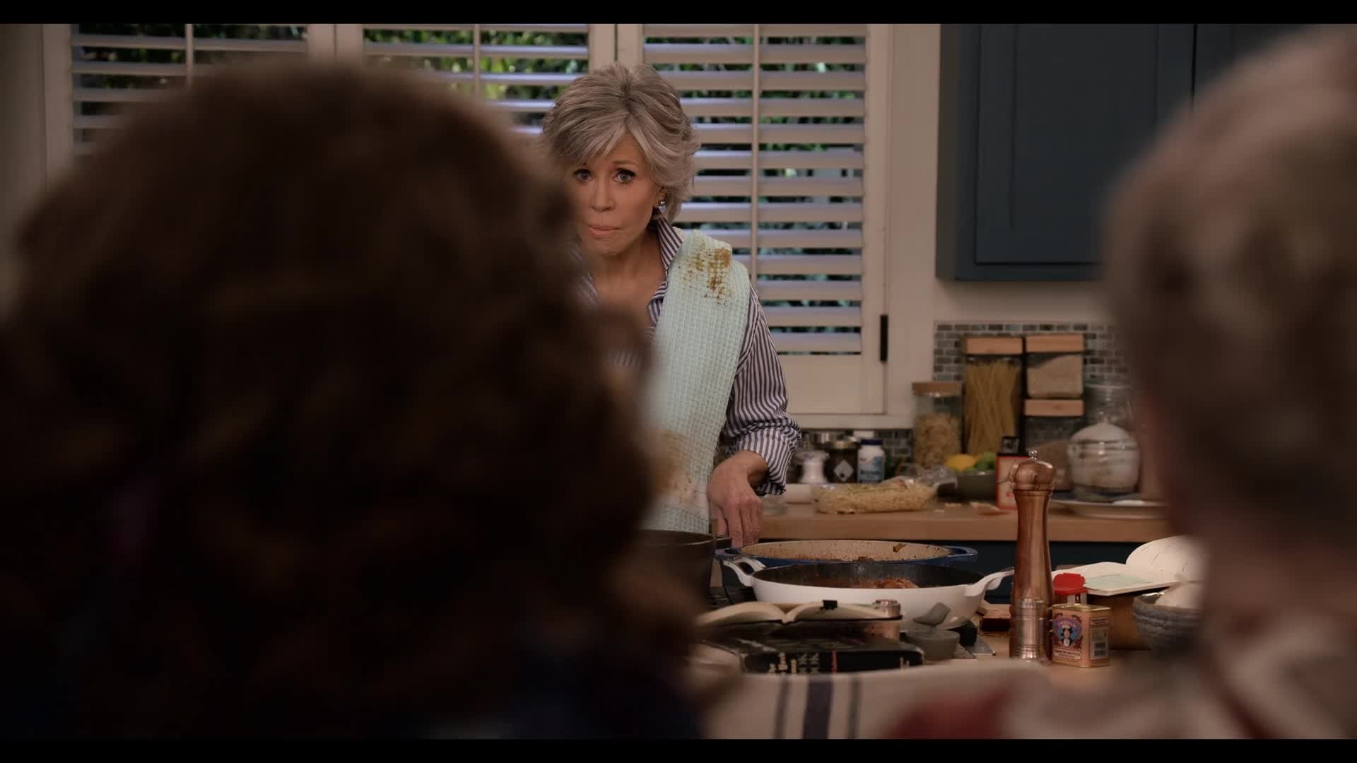 Grace and Frankie 2021  [S07E14] - The Paprikash