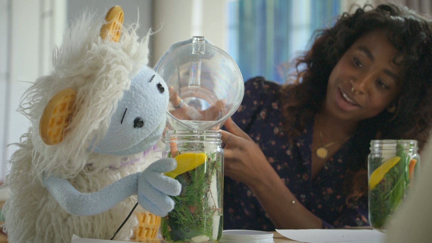 Waffles + Mochi 2021  [S01E04] - Pickles