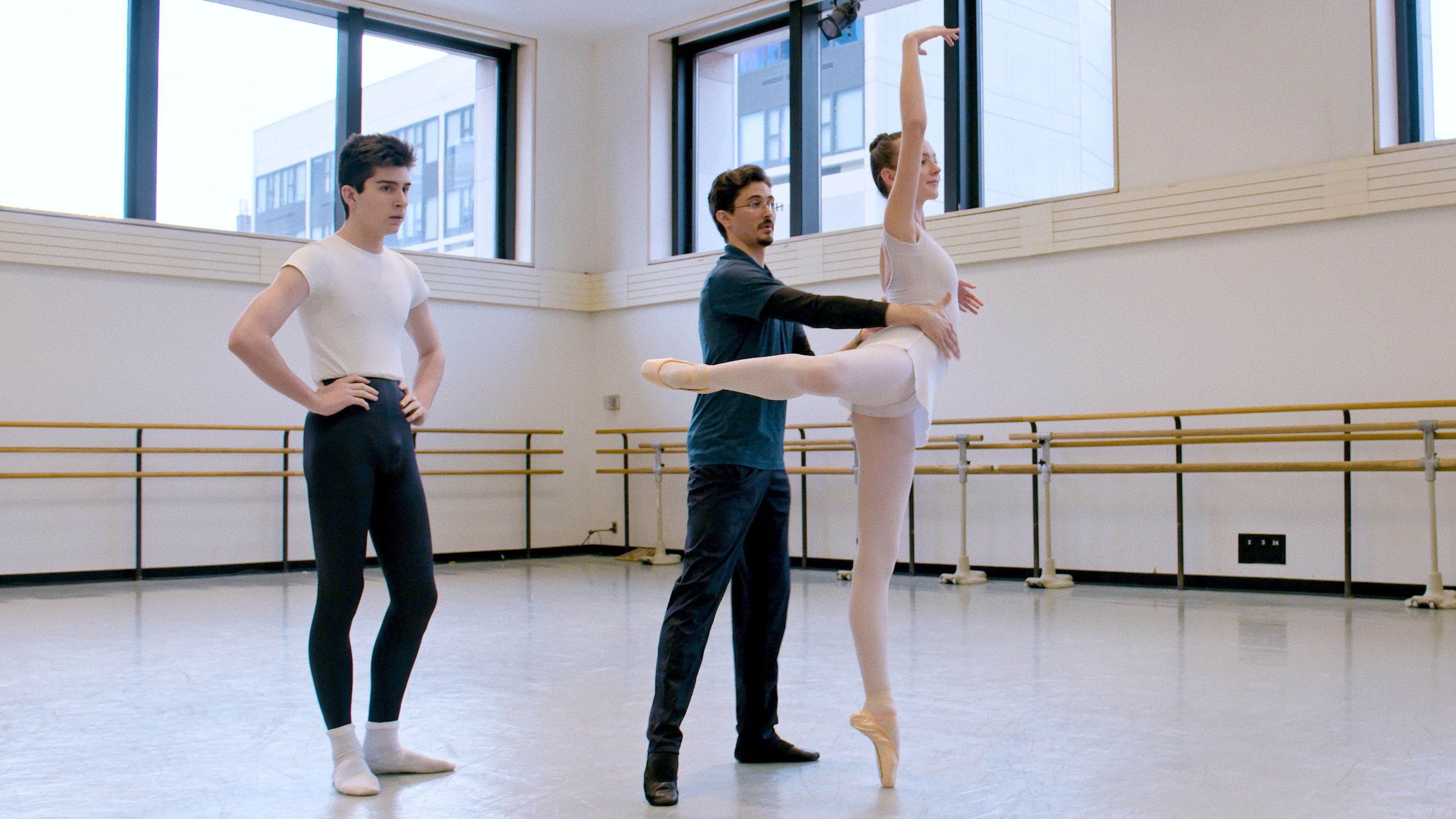On Pointe 2020  [S01E01] - Getting In