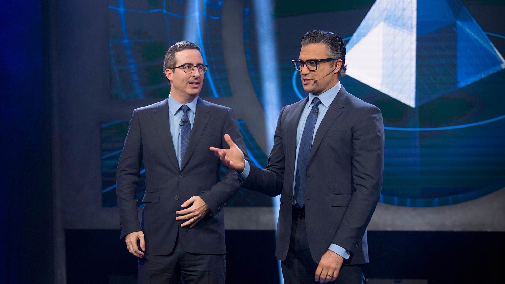 Last Week Tonight with John Oliver 2016  [S03E29] - Multilevel Marketing