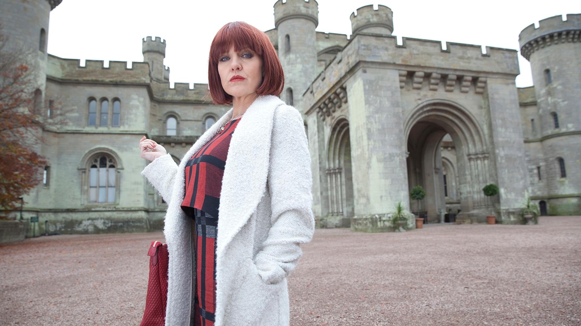 Agatha Raisin 2016  [S01E07] - Witch of Wyckhadden