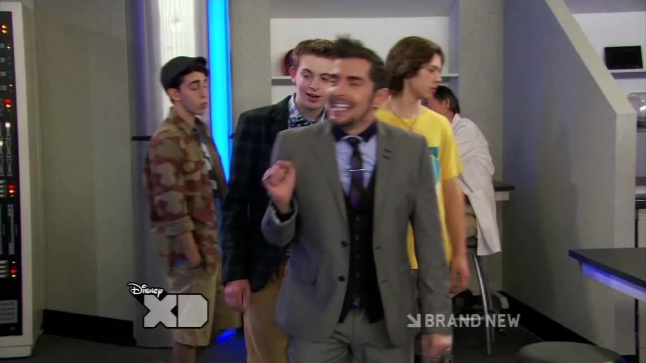 Kickin' It 2013  [S03E03] - Glove Hurts