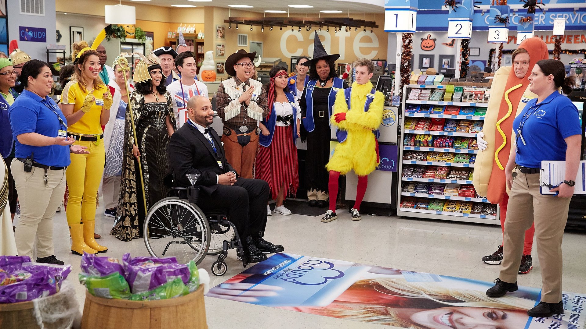Superstore 2016  [S02E07] - Halloween Theft