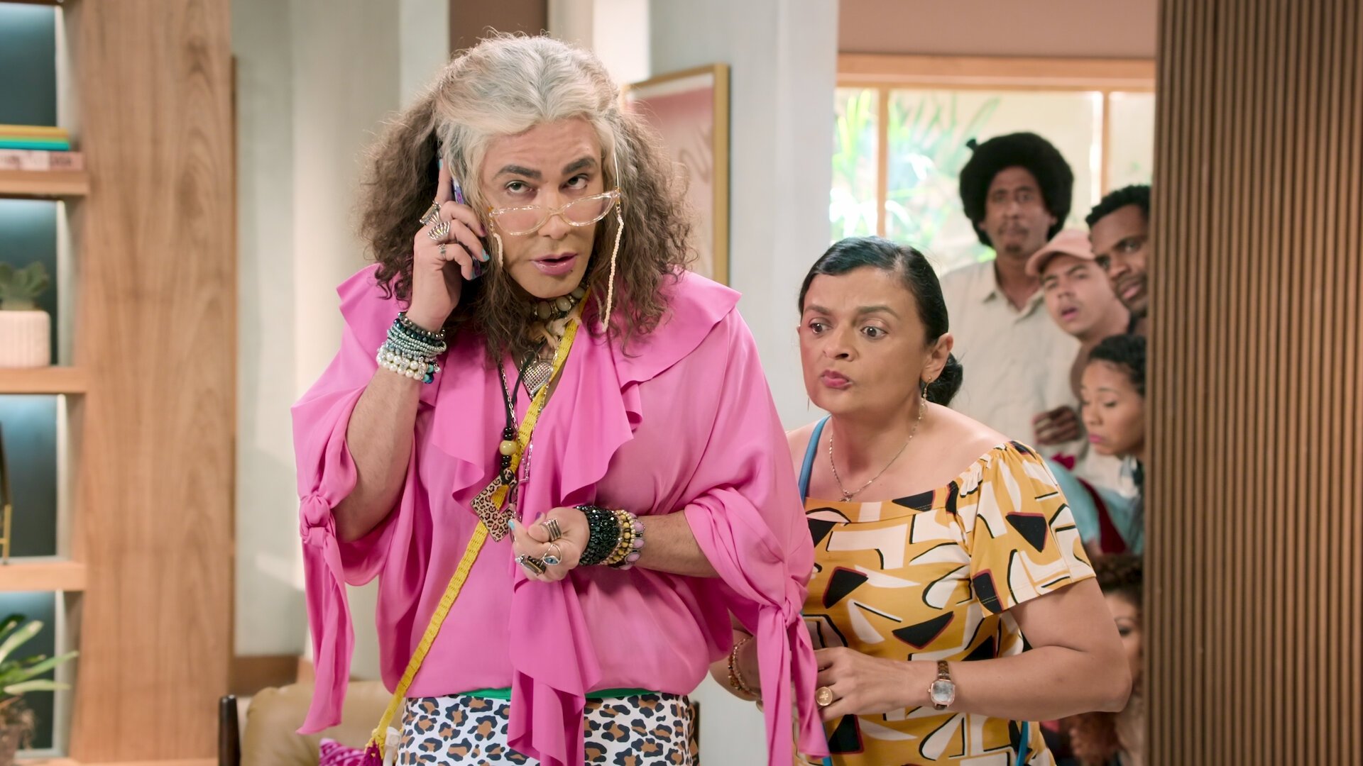 Smother-in-Law 2023  [S02E10] - São Paulo, Here We Come