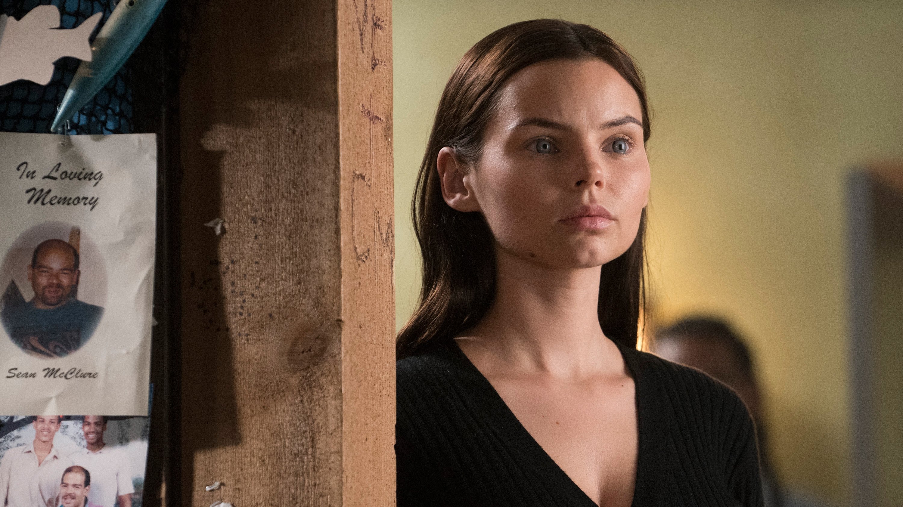Siren 2018  [S01E08] - Being Human