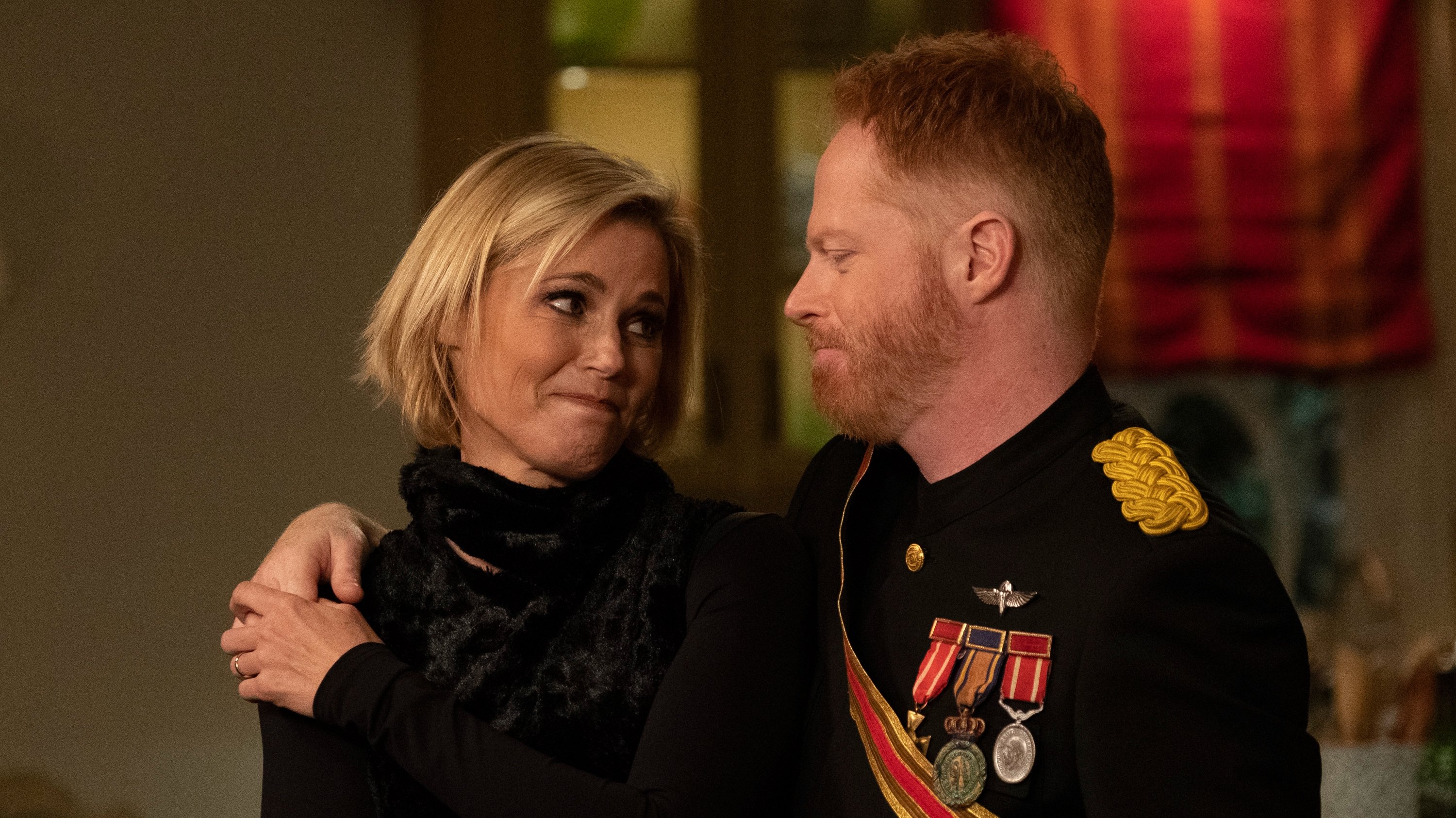 Modern Family 2018  [S10E05] - Good Grief