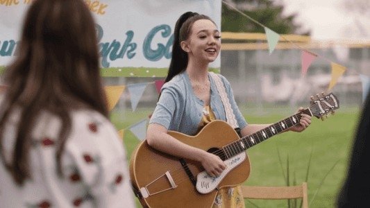 Holly Hobbie 2021  [S03E03] - The Posing Performer