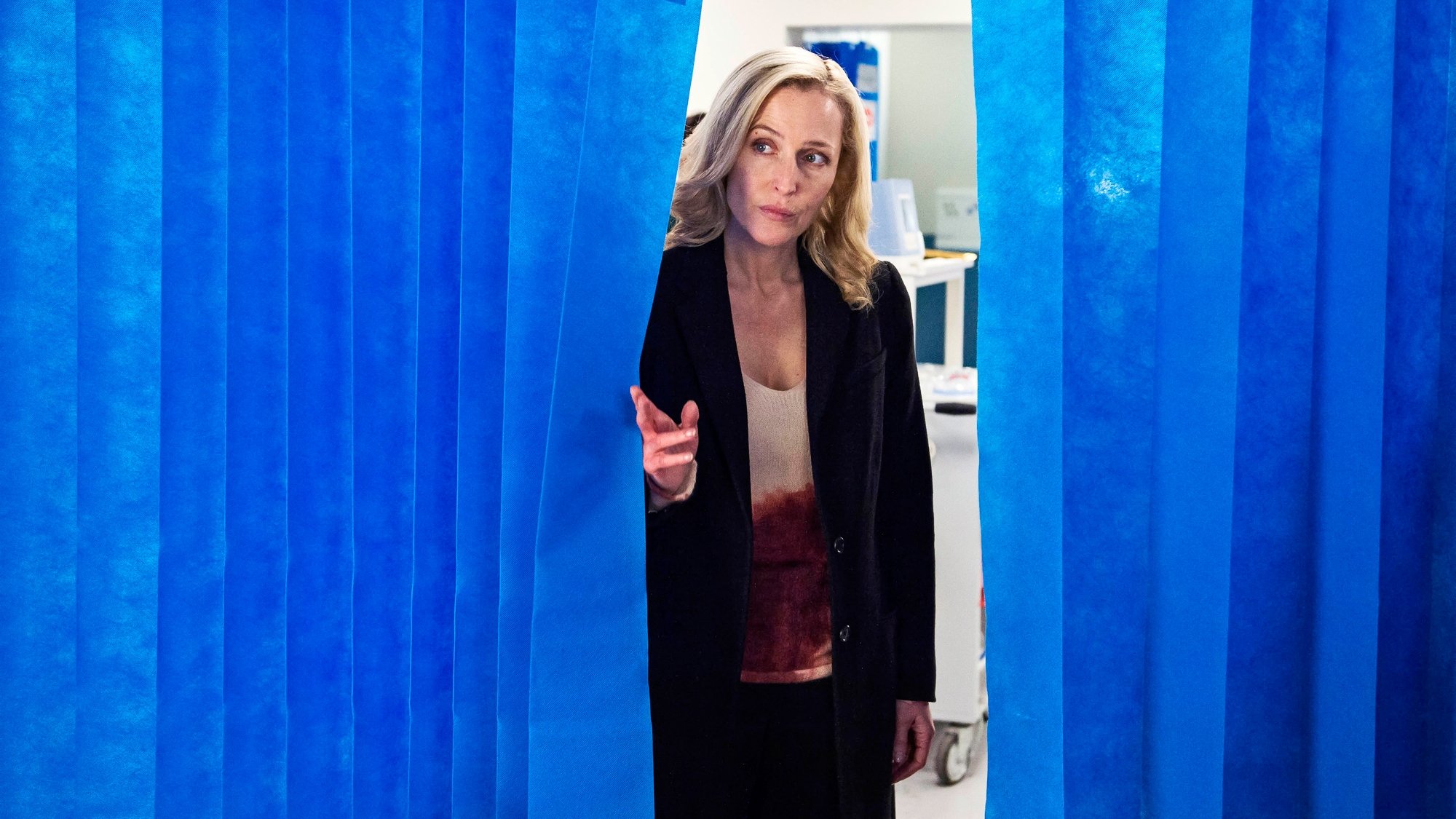 The Fall 2016  [S03E01] - Episode One