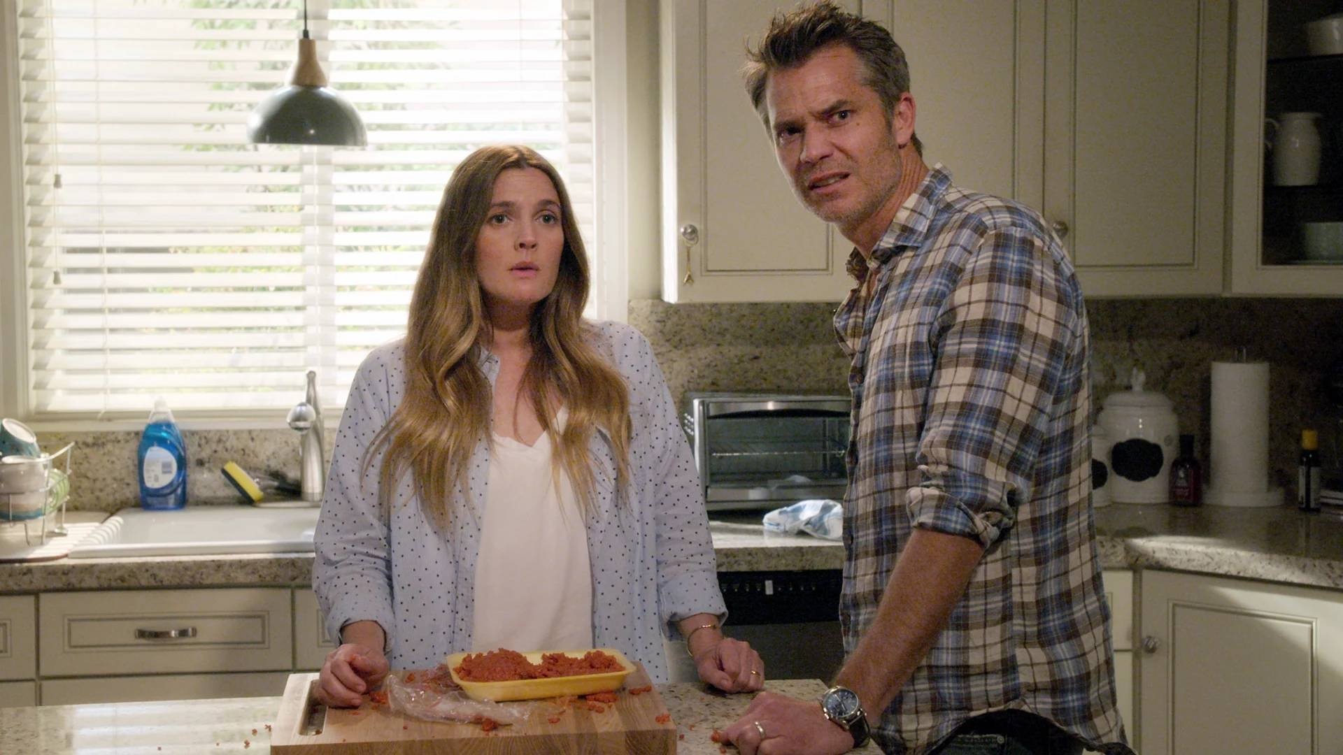 Santa Clarita Diet 2017  [S01E01] - So Then a Bat or a Monkey