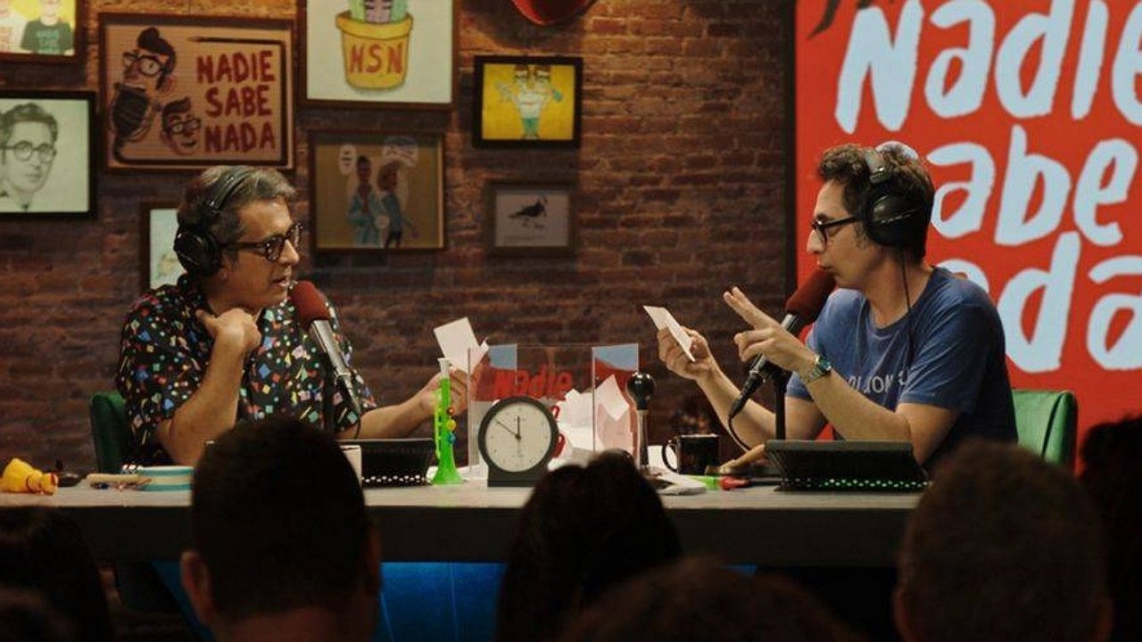 Nadie sabe nada 2022  [S01E08] - Barry White, the Zombie and the Lazy Man