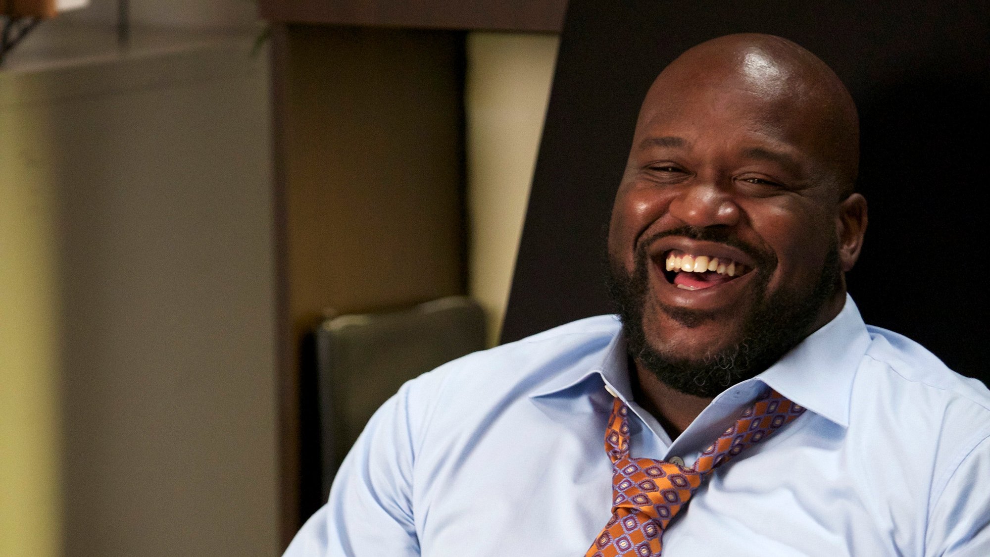 Fresh Off the Boat 2015  [S02E03] - Shaquille O'Neal Motors