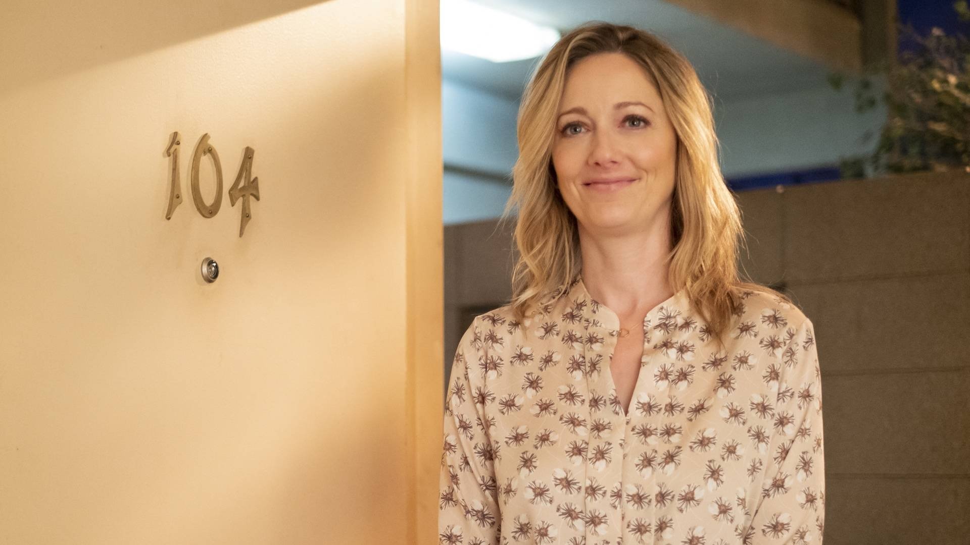 Room 104 2018  [S02E03] - Swipe Right