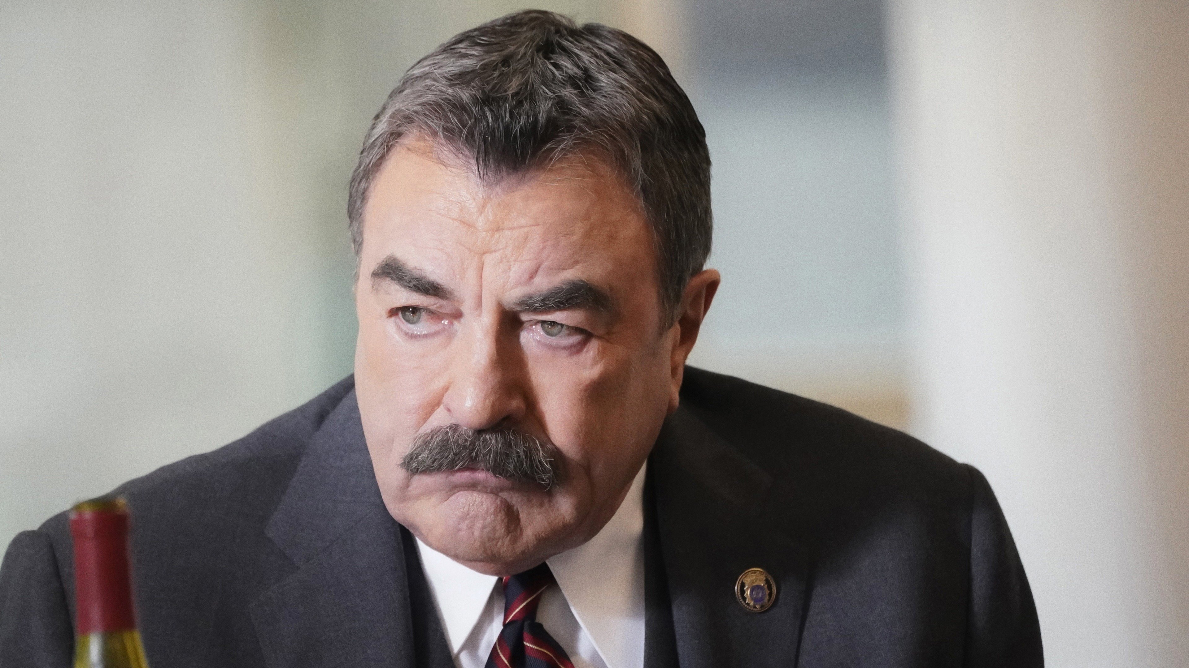 Blue Bloods 2019  [S10E03] - Behind the Smile
