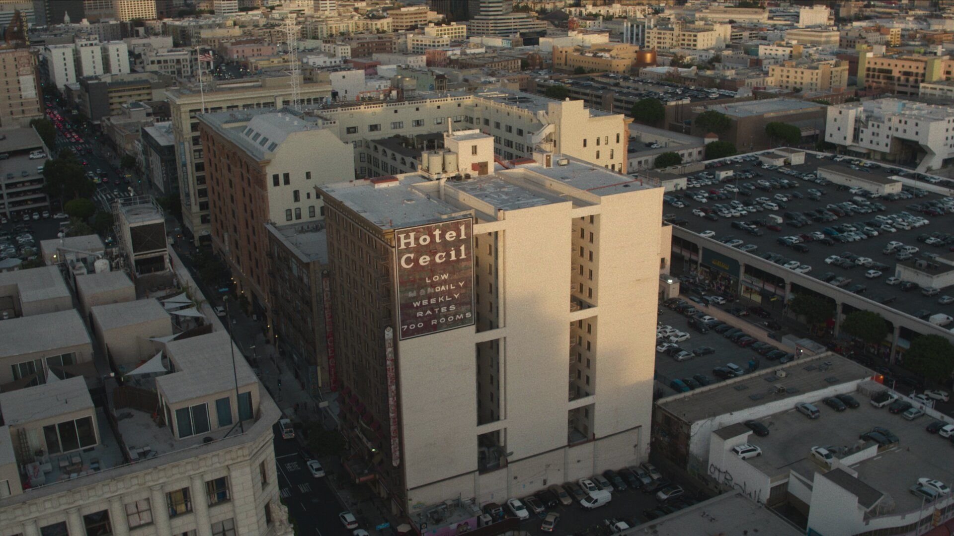 Crime Scene: The Vanishing at the Cecil Hotel 2021  [S01E01] - Lost in Los Angeles
