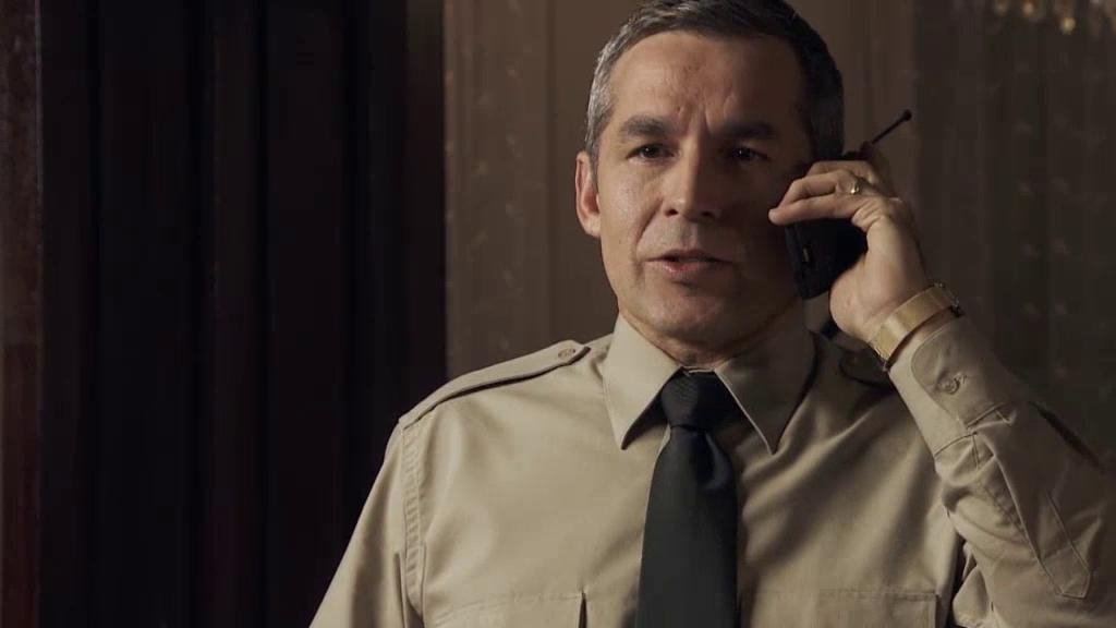 El Señor de los Cielos 2013  [S01E22] - La foto de Casillas