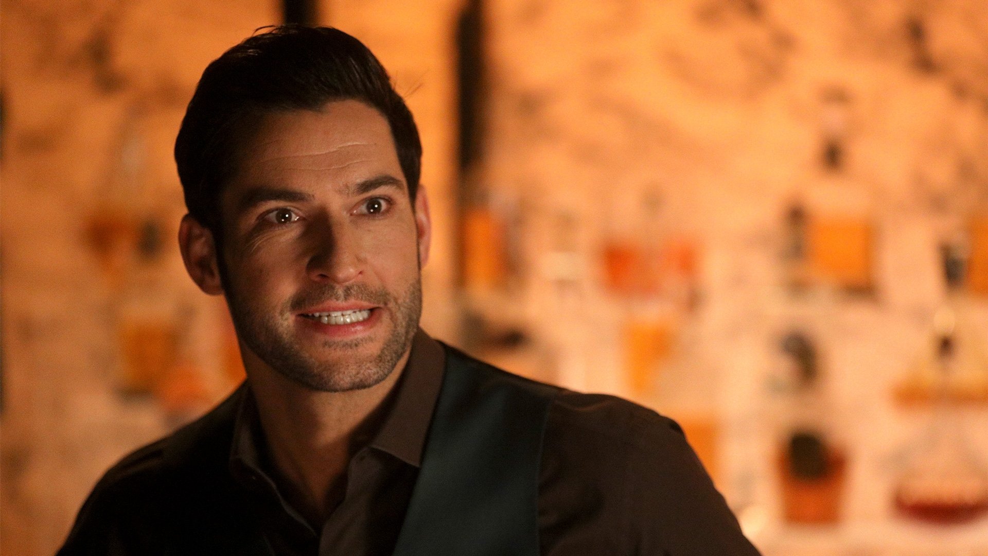 Lucifer 2017  [S03E20] - The Angel of San Bernardino