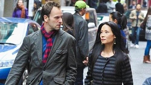 Elementary 2012  [S01E09] - You Do It to Yourself