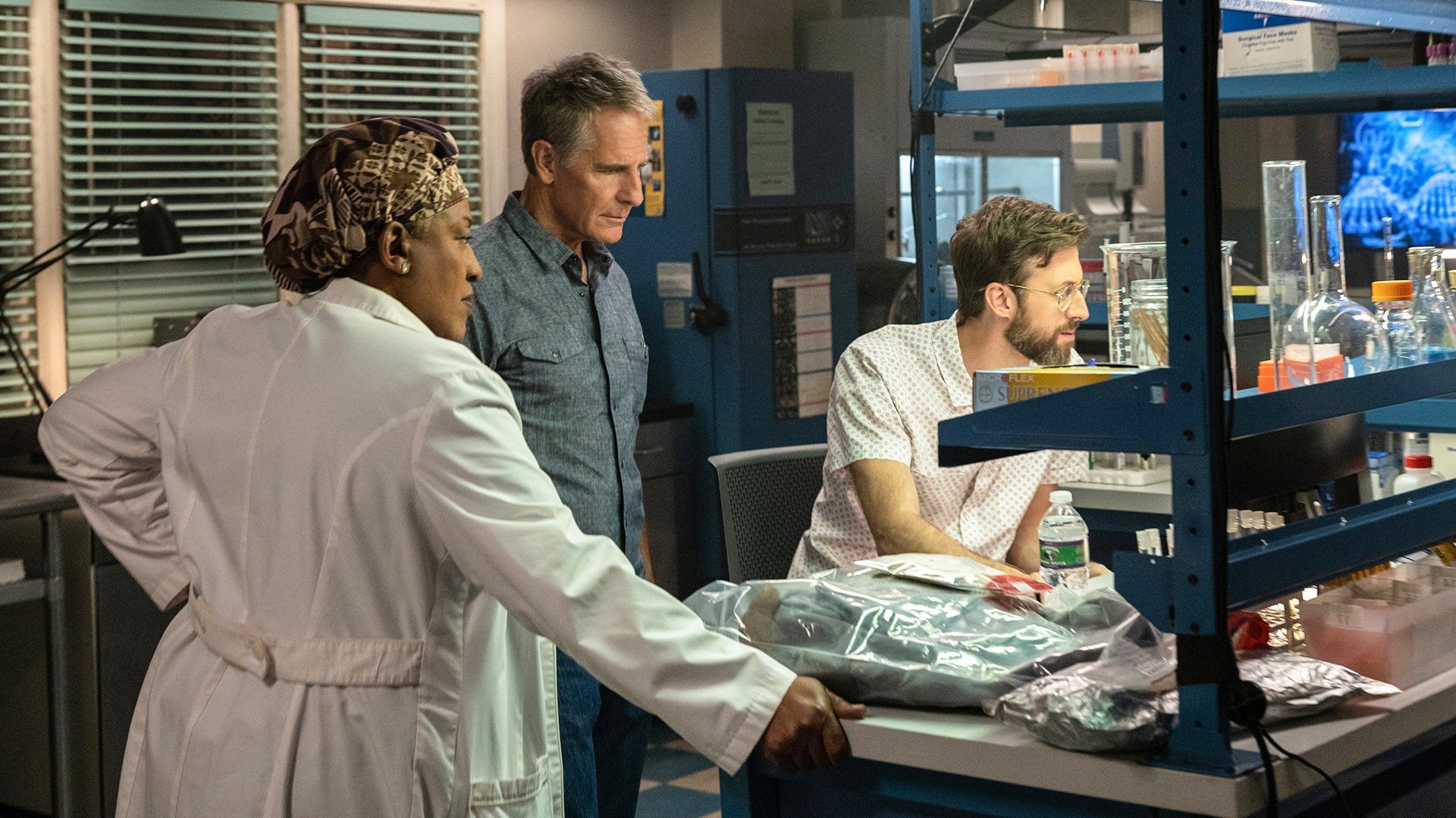 NCIS: New Orleans 2019  [S06E05] - Spies and Lies