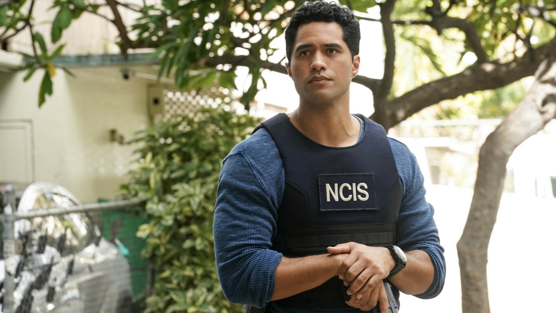 NCIS: Hawai'i 2024  [S03E02] - Crash and Burn