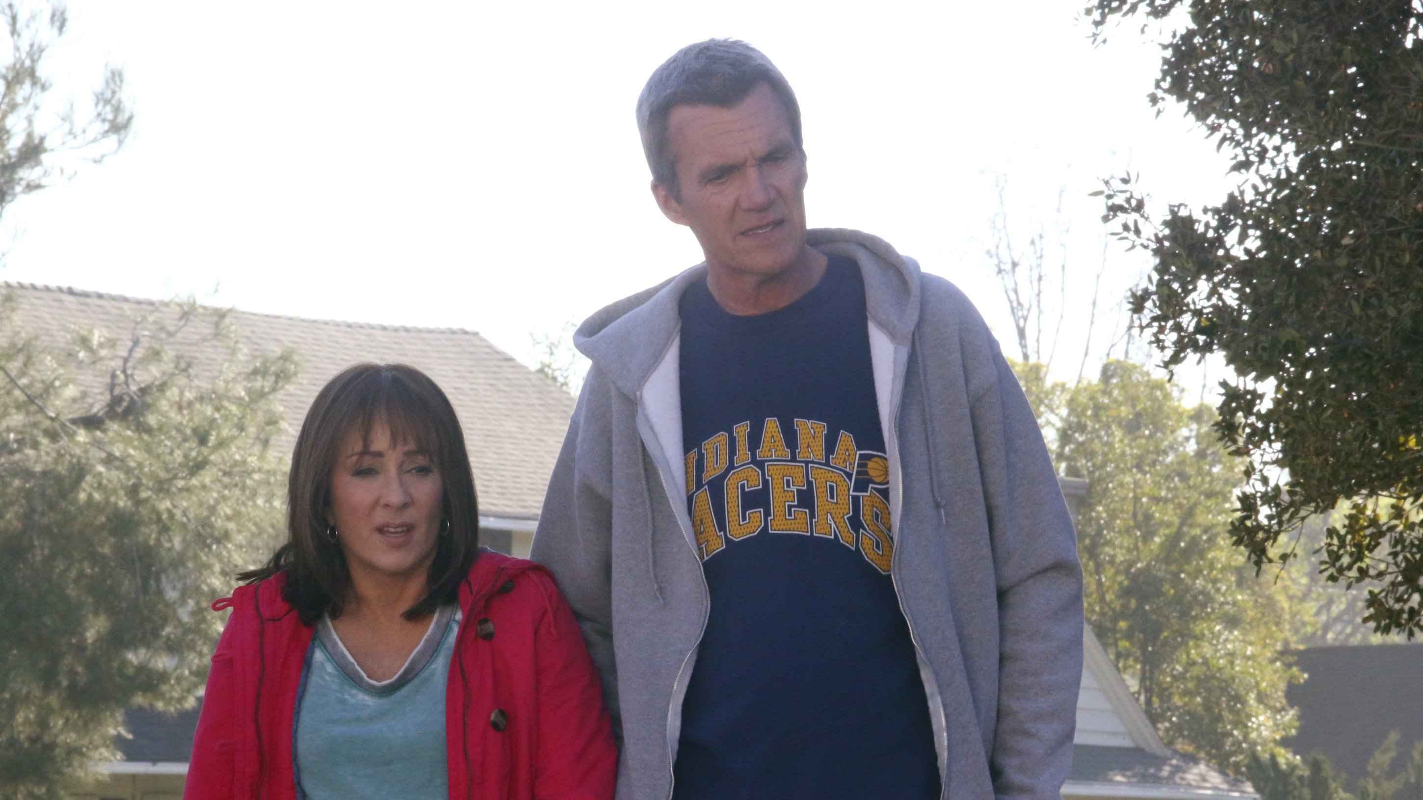 The Middle 2013  [S05E17] - The Walk