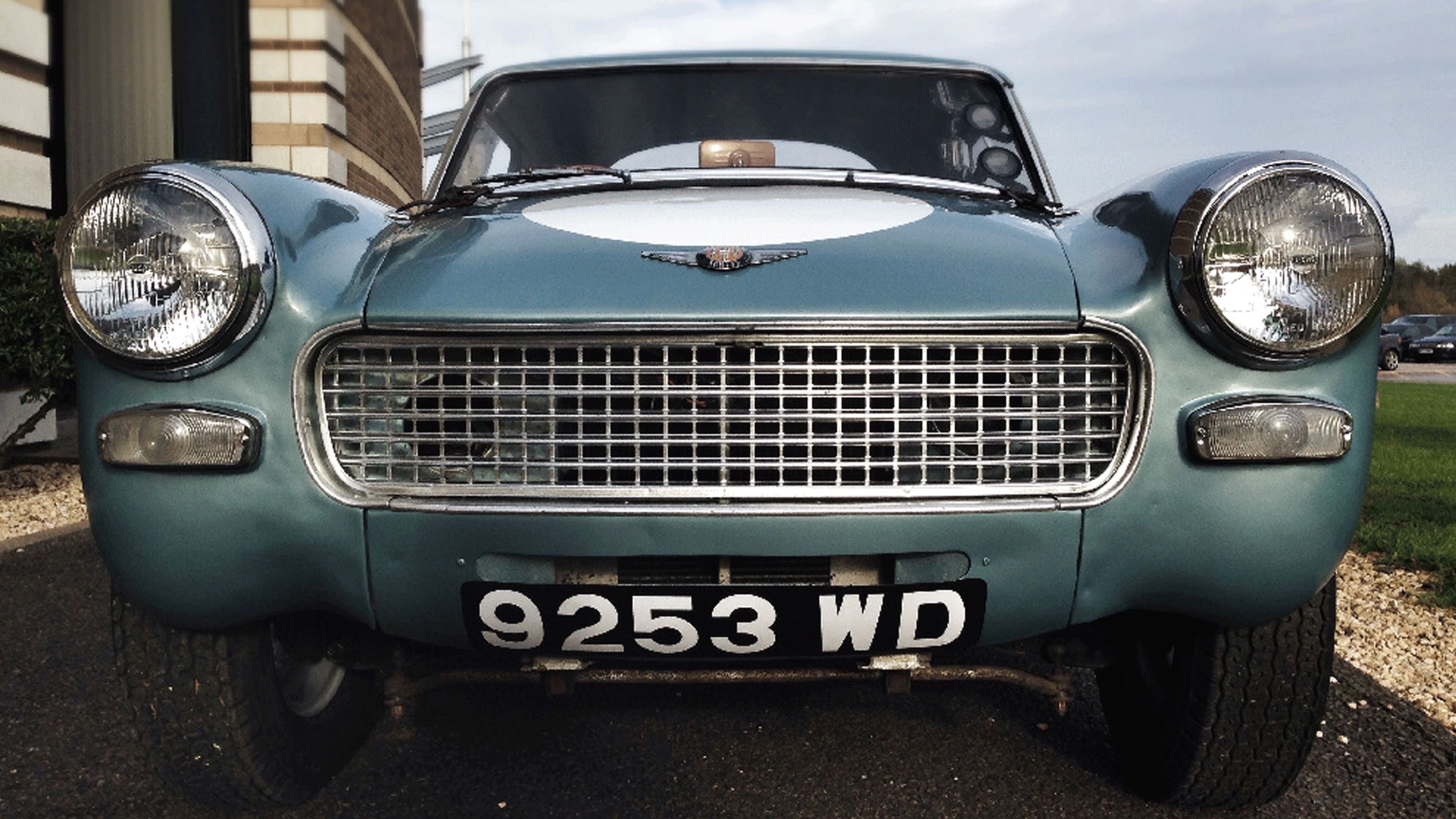 Car S.O.S. 2015  [S03E01] - Stirling Moss Sprite Special