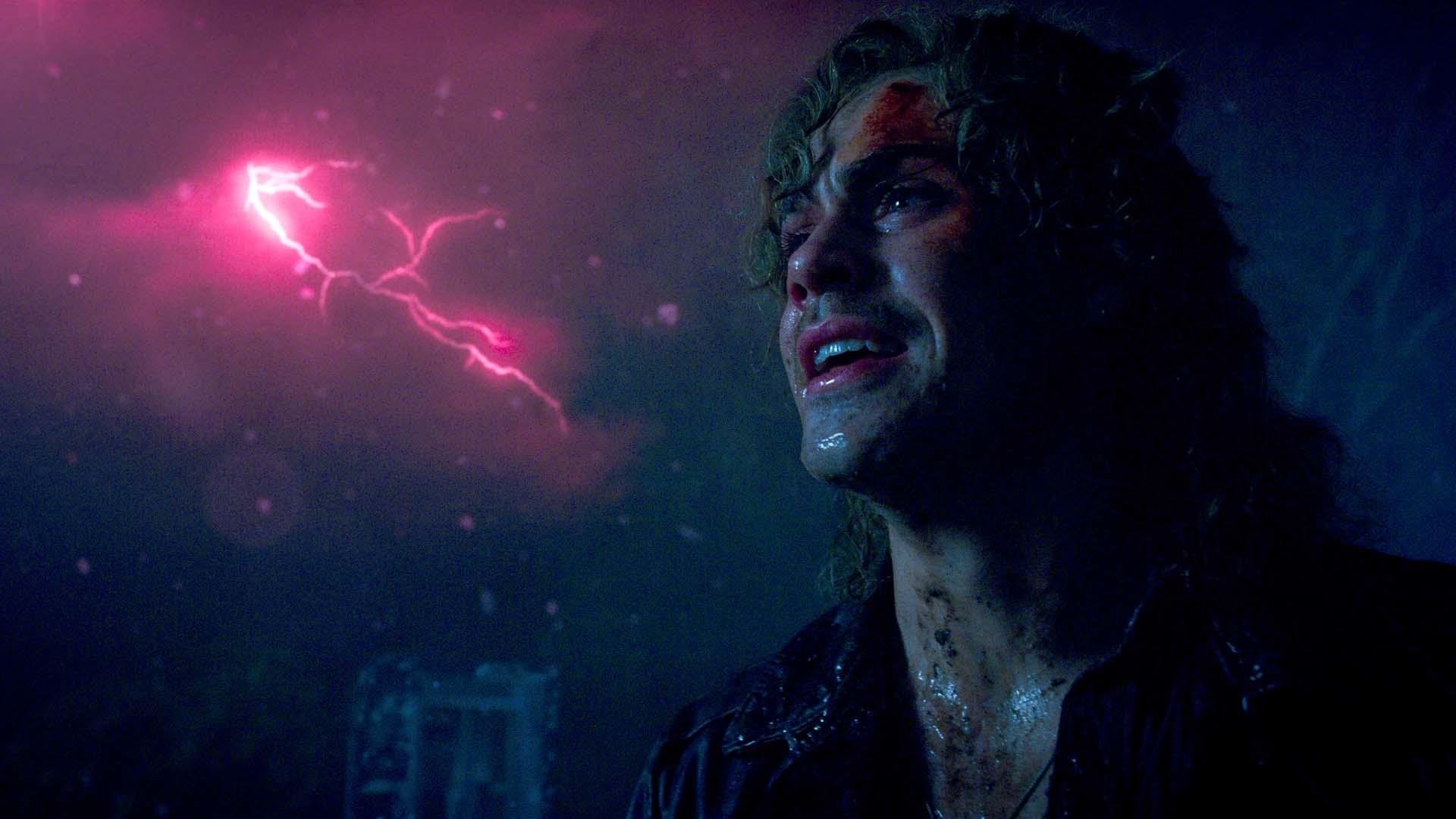 Stranger Things 2019  [S03E02] - Chapter Two: The Mall Rats