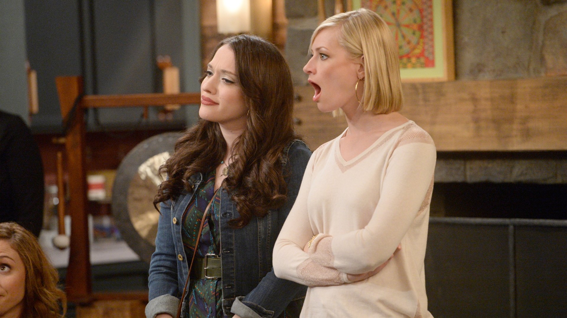 2 Broke Girls 2015  [S05E10] - And The No New Friends