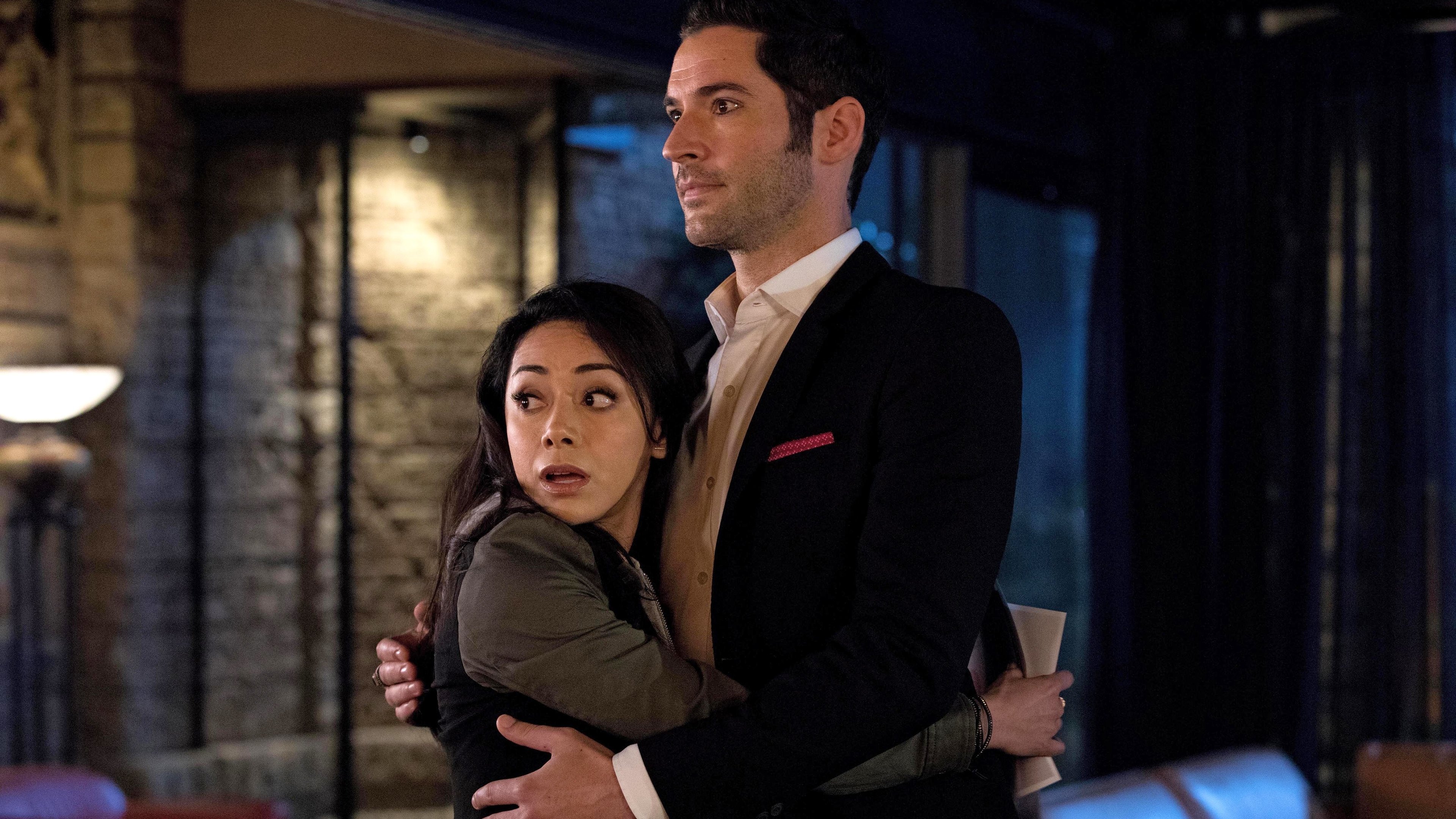 Lucifer 2016  [S02E08] - Trip to Stabby Town