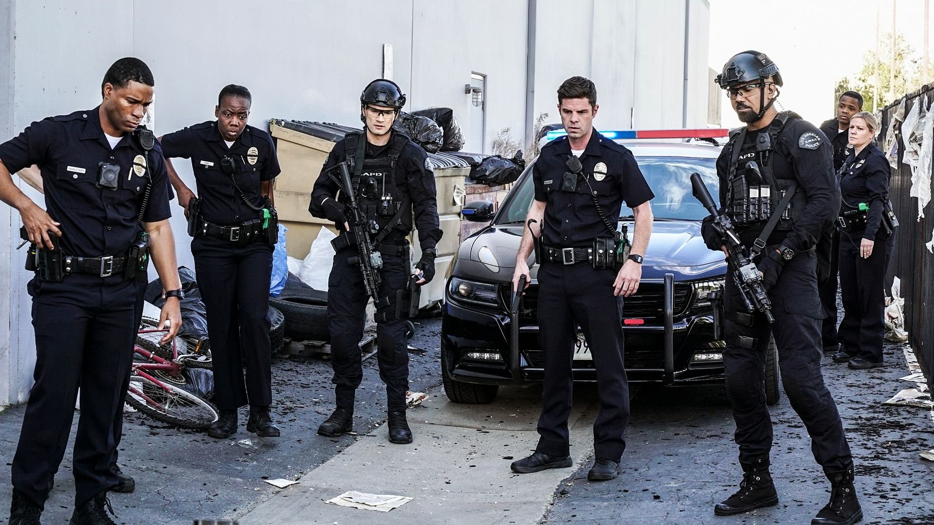 S.W.A.T. 2018  [S02E15] - Fallen