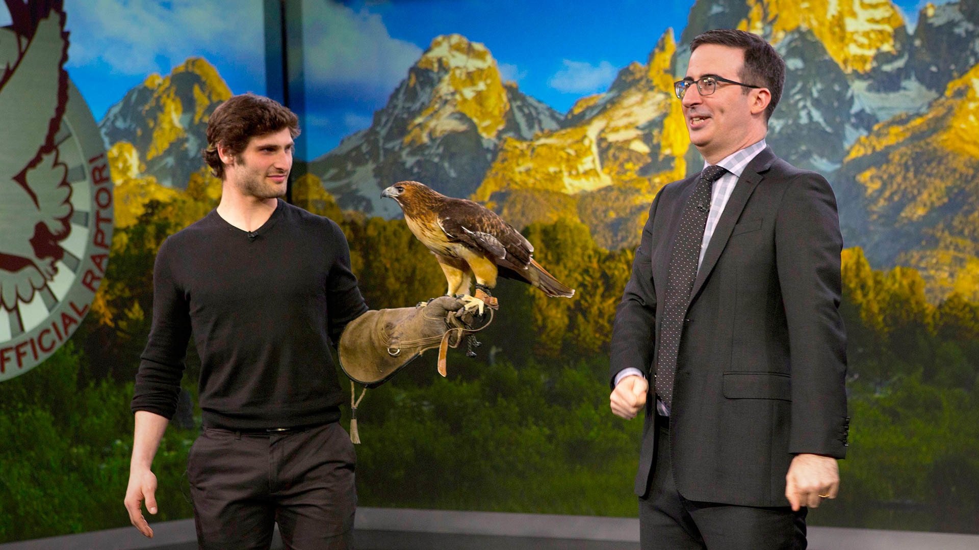 Last Week Tonight with John Oliver 2015  [S02E07] - Municipal Violations