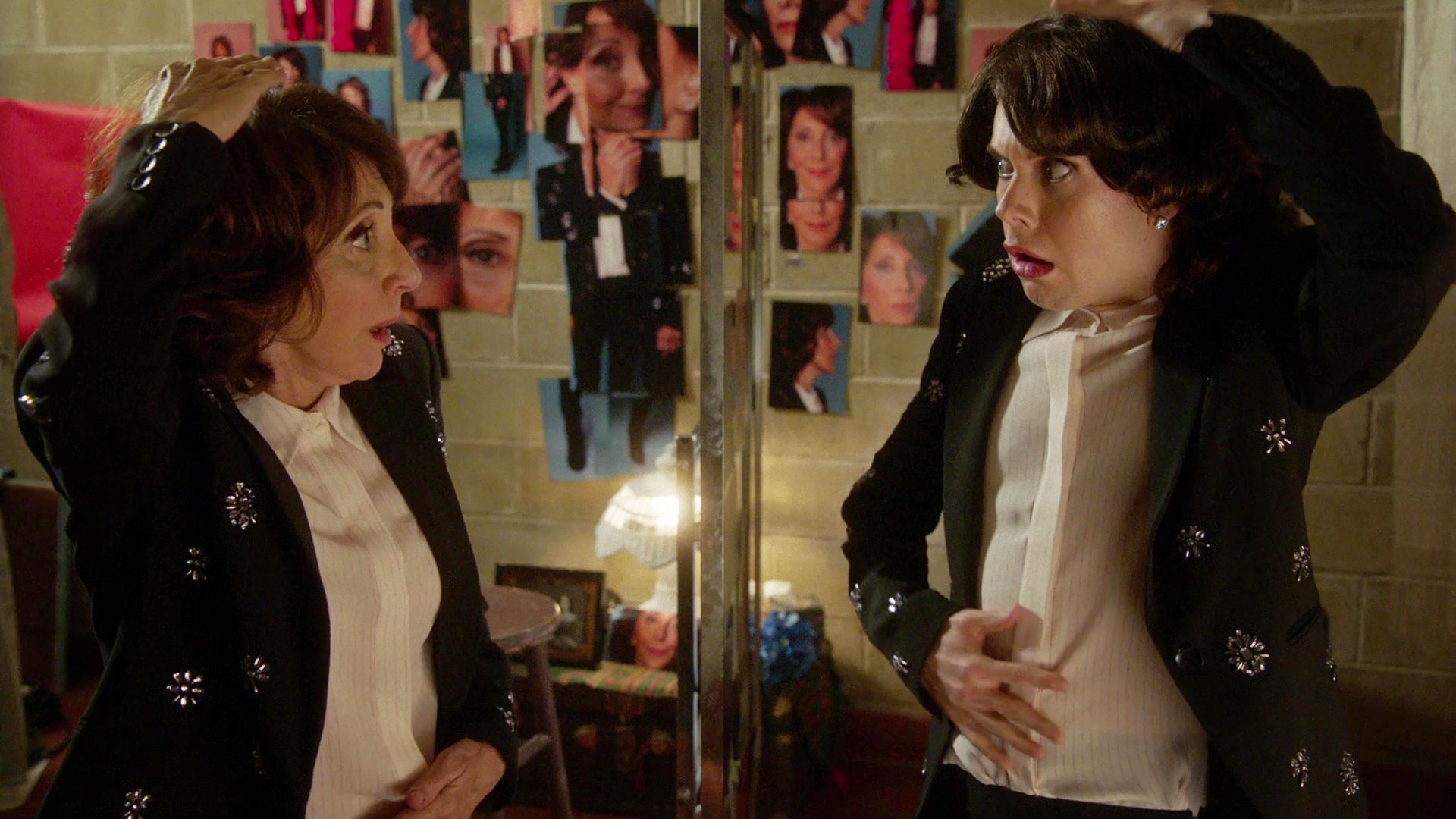 Difficult People 2017  [S03E08] - Criminal Minds