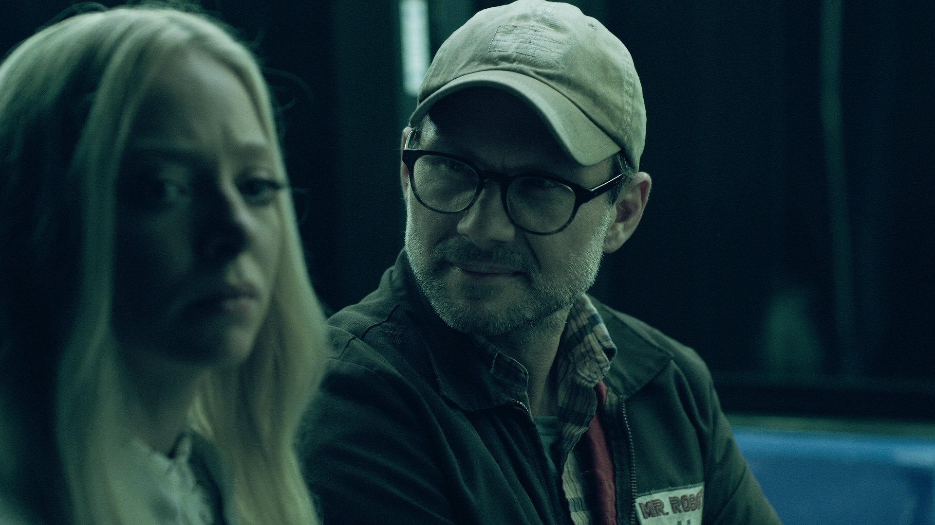 Mr. Robot 2017  [S03E01] - eps3.0_power-saver-mode.h