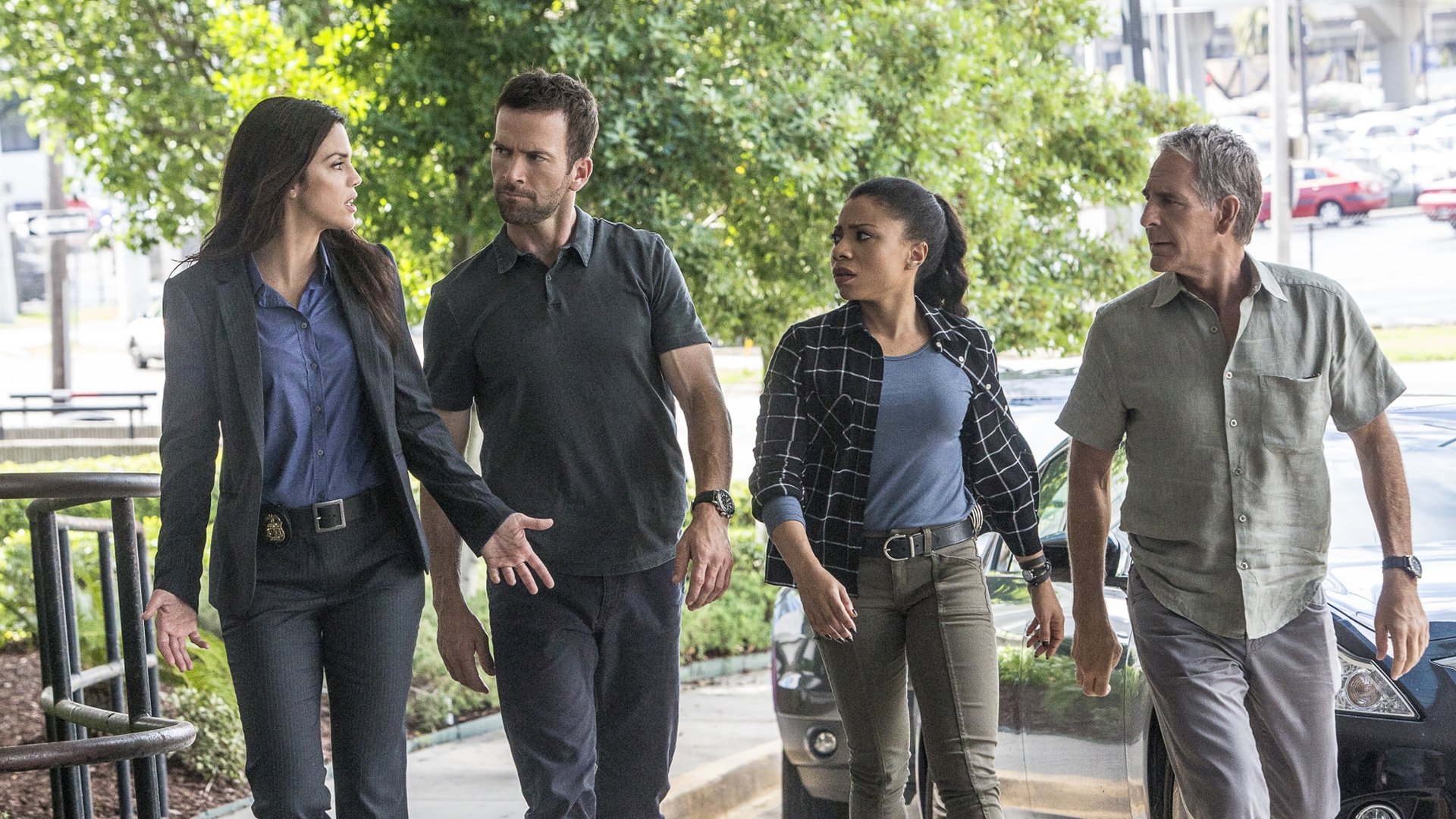 NCIS: New Orleans 2016  [S03E01] - Aftershocks