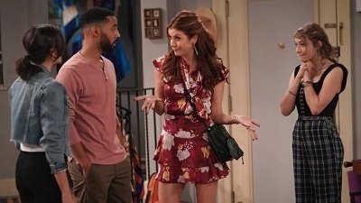 Fam 2019  [S01E05] - Jolene, Jolene