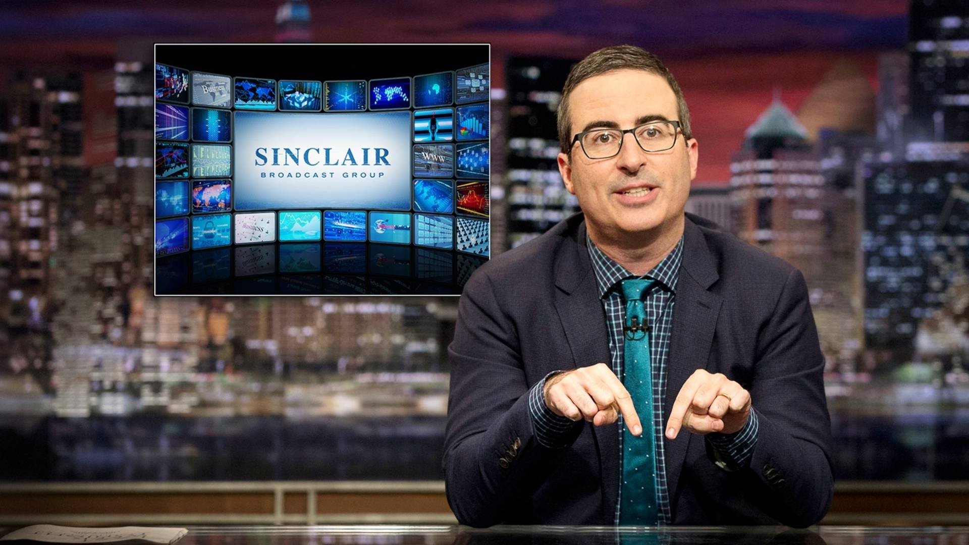 Last Week Tonight with John Oliver 2017  [S04E18] - Sinclair Broadcast Group