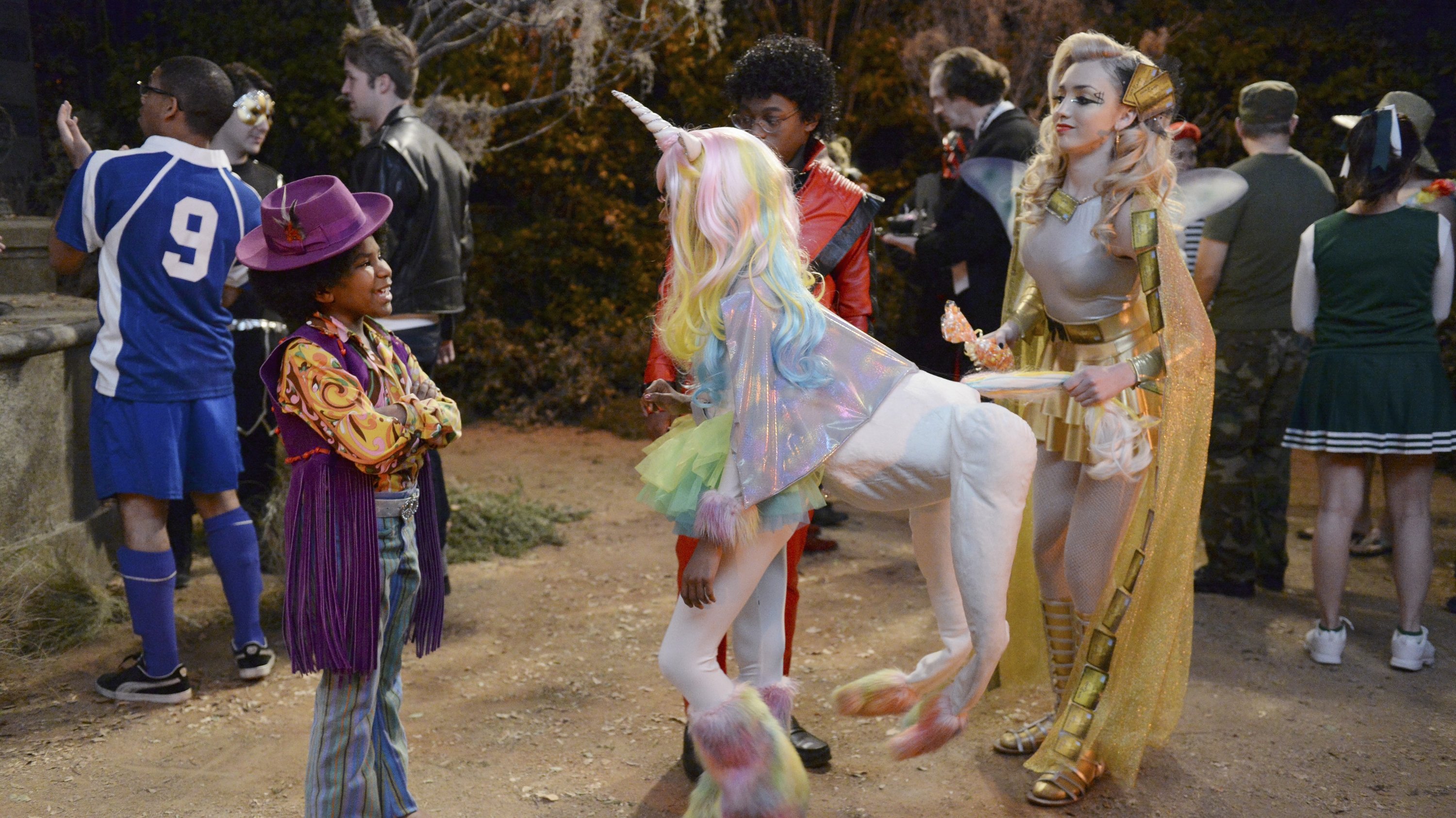 K.C. Undercover 2015  [S01E22] - All Howl's Eve