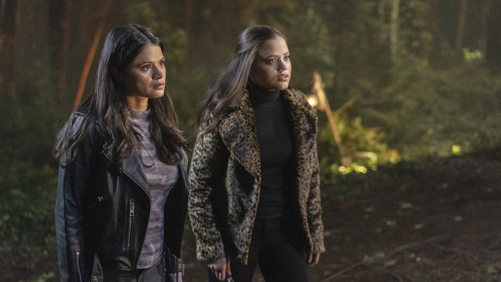 Charmed 2019  [S02E05] - The Truth about Kat and Dogs