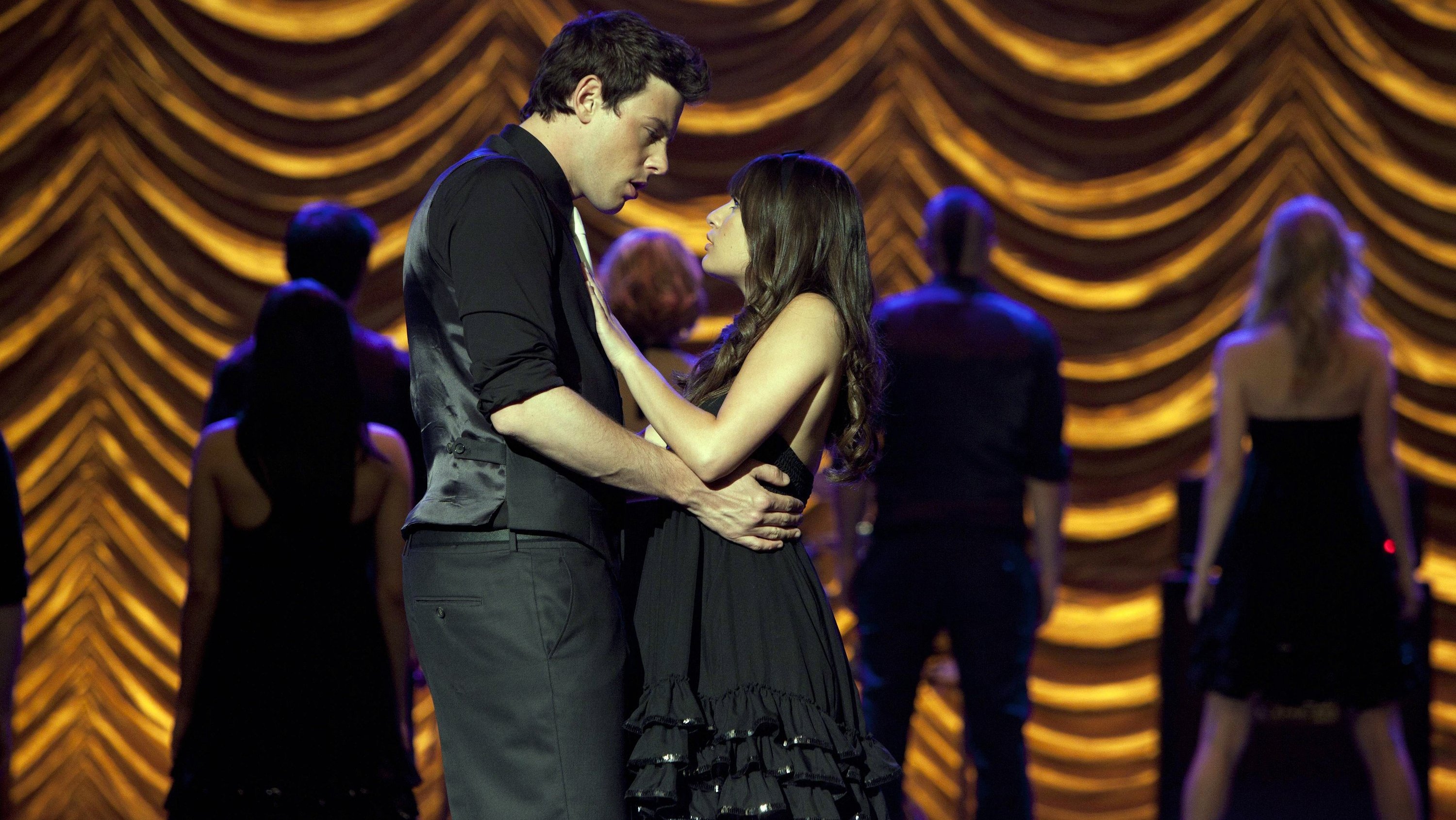 Glee 2010  [S02E22] - New York