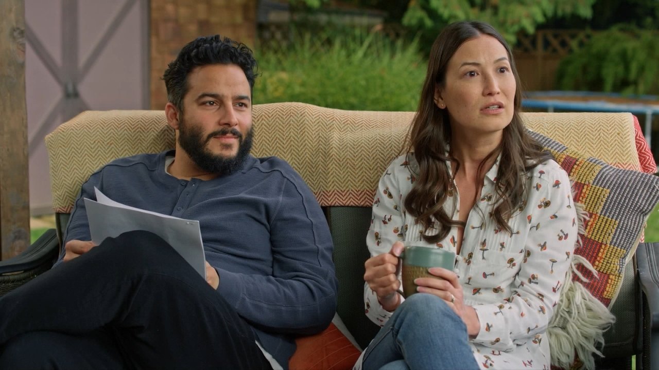 You Me Her 2018  [S03E08] - The Insidious Lure of Pumpkin Spice