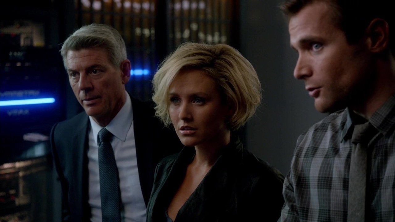 Matador 2014  [S01E10] - Night of the Whale