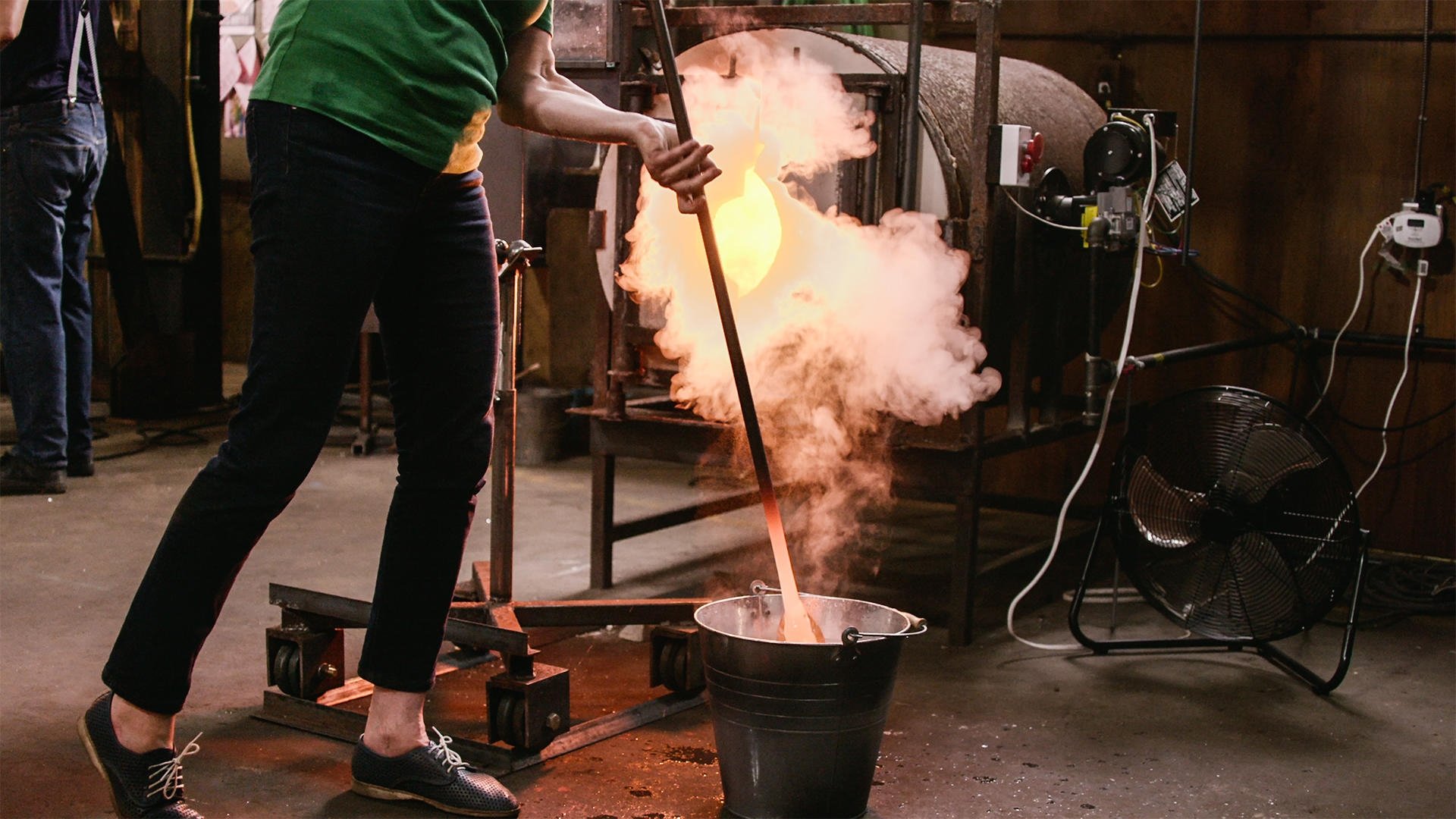 Blown Away 2019  [S01E08] - The Glass is Greener