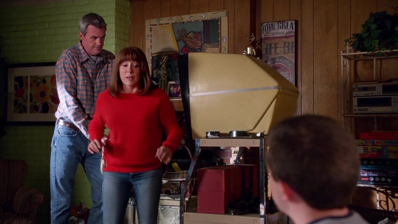 The Middle 2017  [S09E04] - Halloween VIII: Orson Murder Mystery