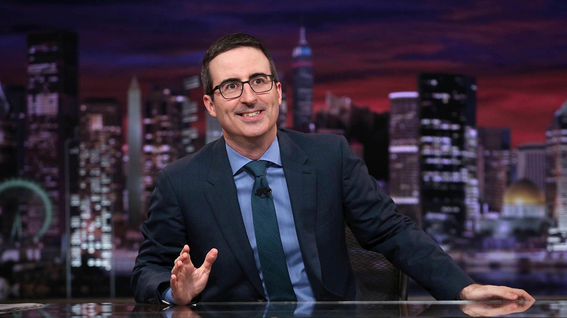 Last Week Tonight with John Oliver 2015  [S02E18] - The Internet