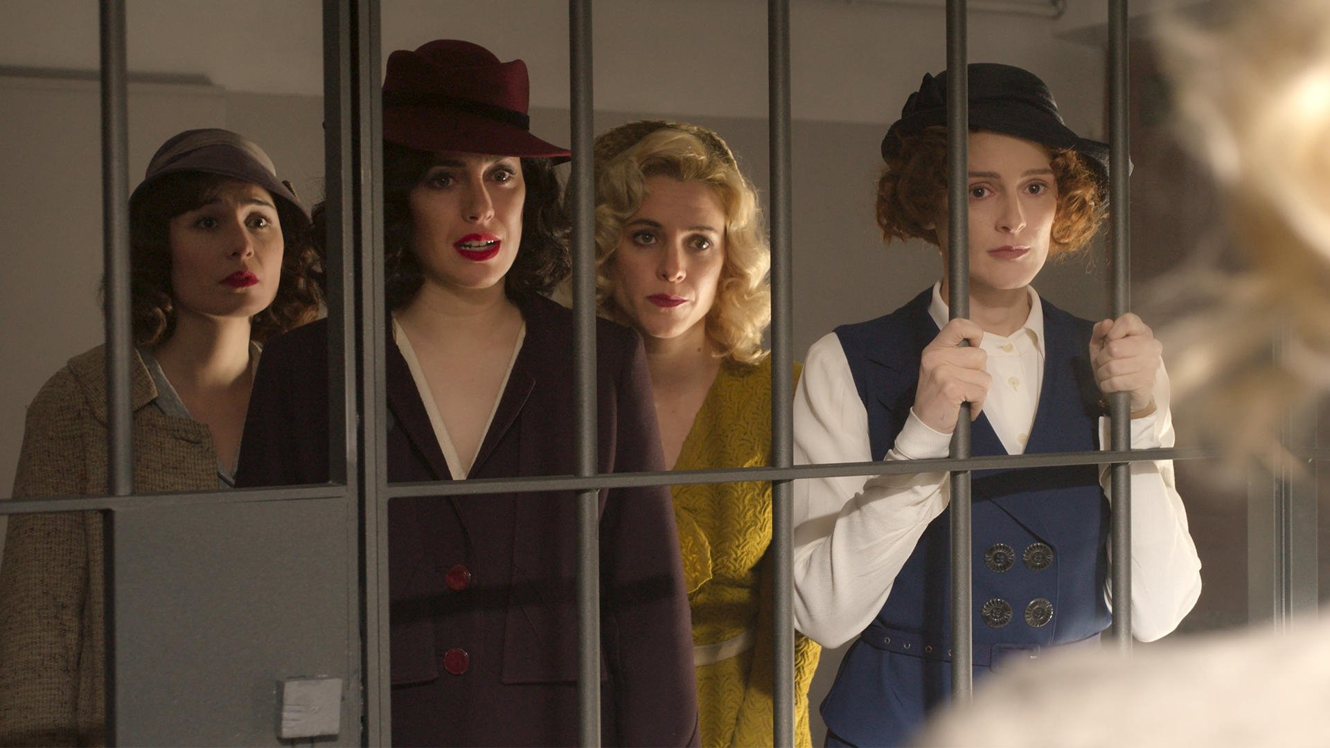 Cable Girls 2019  [S04E04] - Chapter 28: Fear