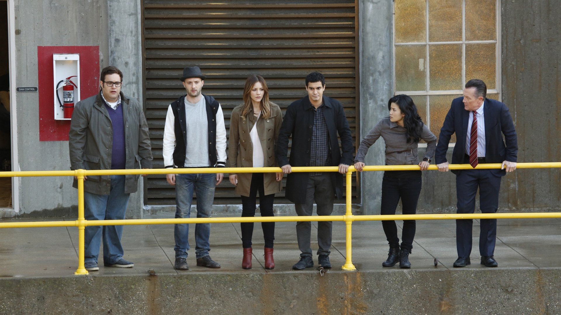 Scorpion 2015  [S02E12] - Dam Breakthrough