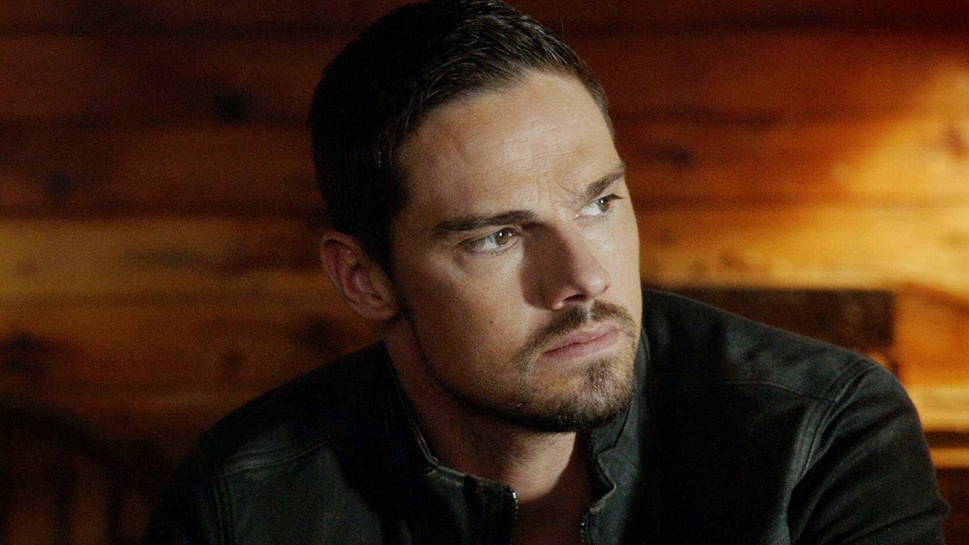 Beauty and the Beast 2016  [S04E09] - The Getaway