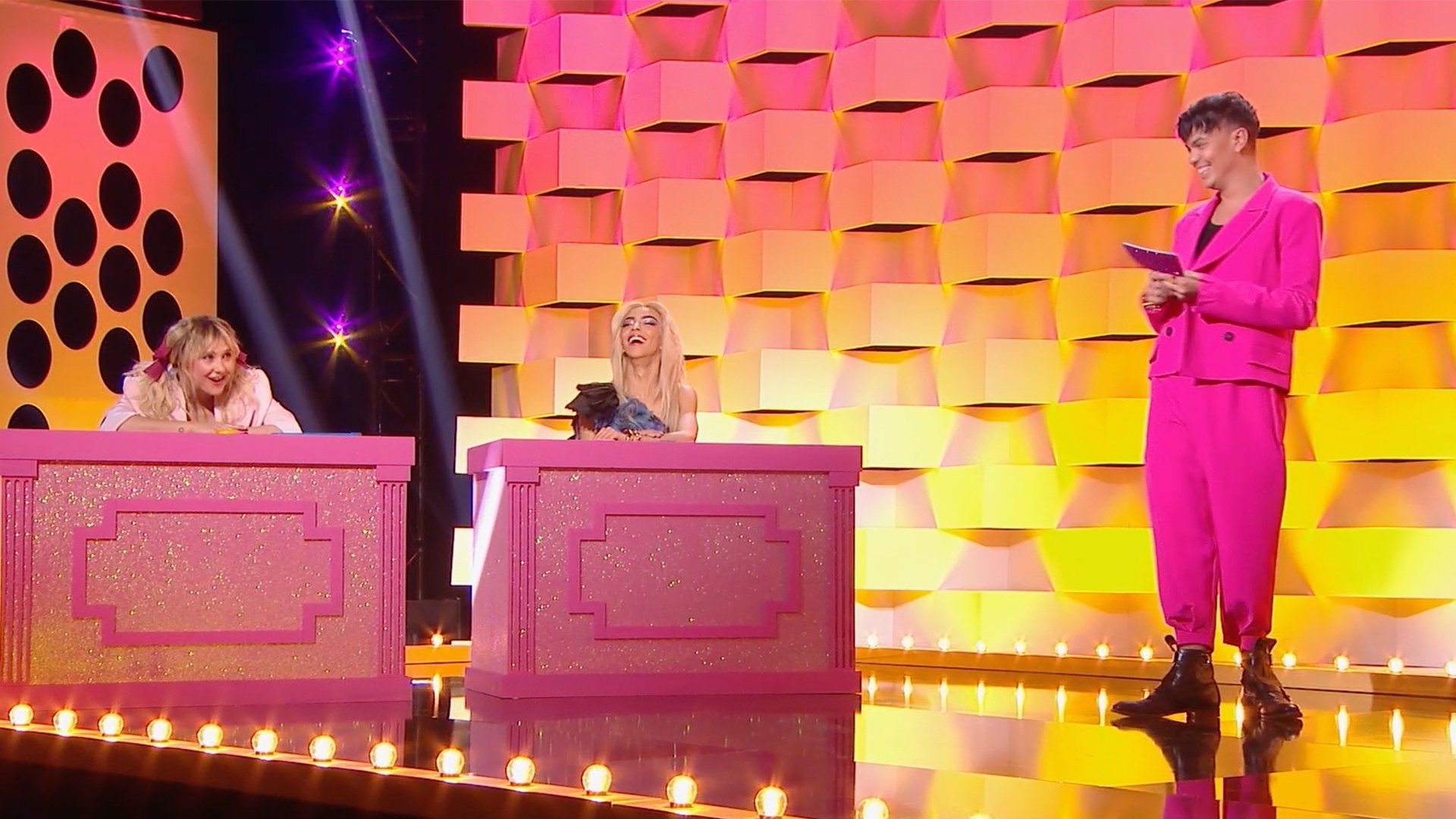 Drag Race France 2022  [S01E04] - Snatch Game