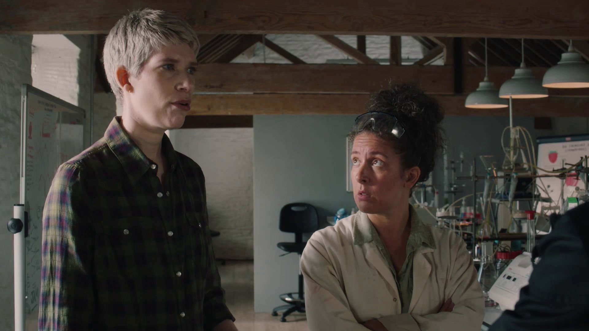 Agatha Raisin 2021  [S04E04] - A Spoonful of Poison (1)