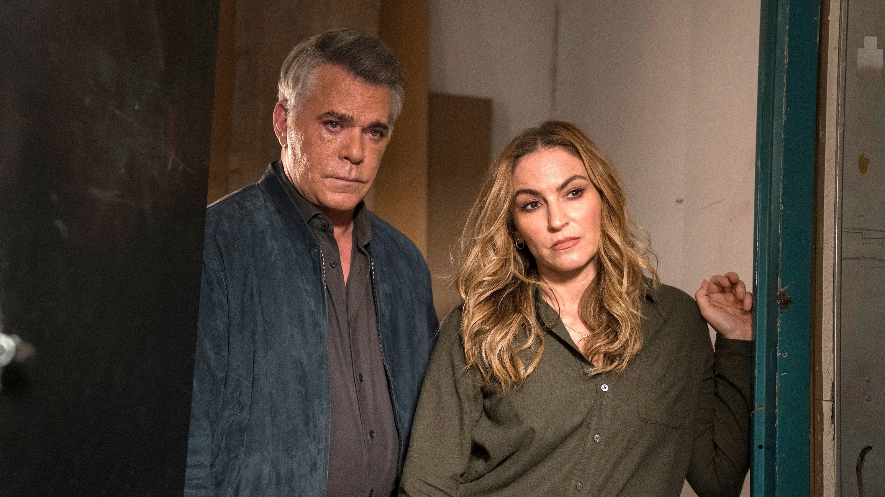 Shades of Blue 2018  [S03E09] - Goodnight, Sweet Prince