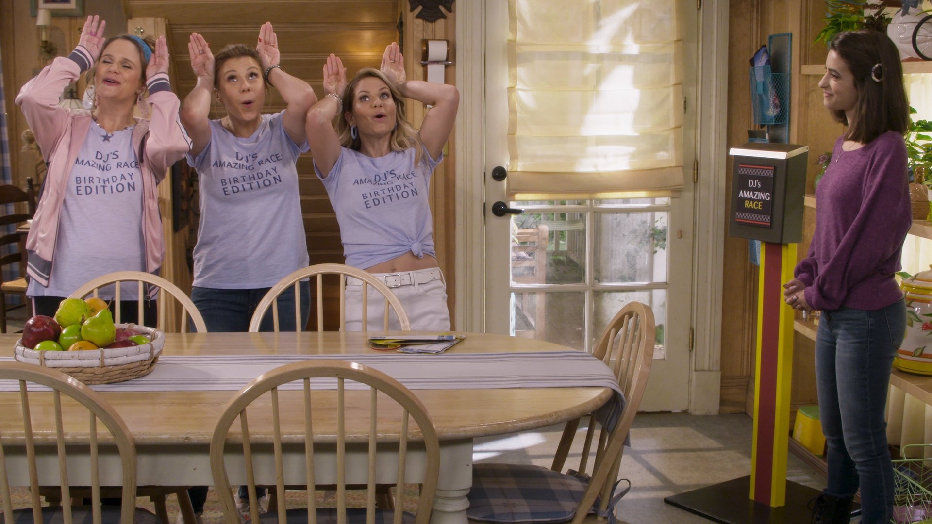 Fuller House 2019  [S05E07] - DJ's Amazing 40th Birthday Race